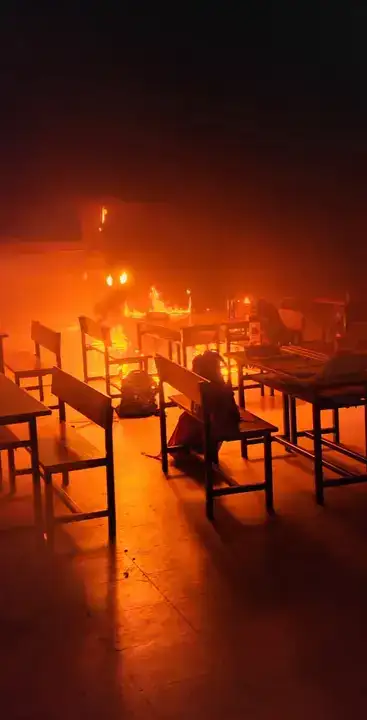 Alanya’da İlkokul Sınıfında Yangın Çıktı! 2